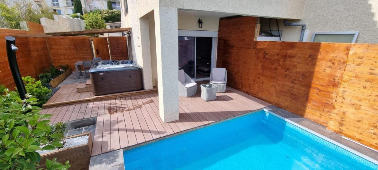 Rêves de vie, appartement vue mer, piscine non chauffée et spa privatifs Cassis Extérieur photo