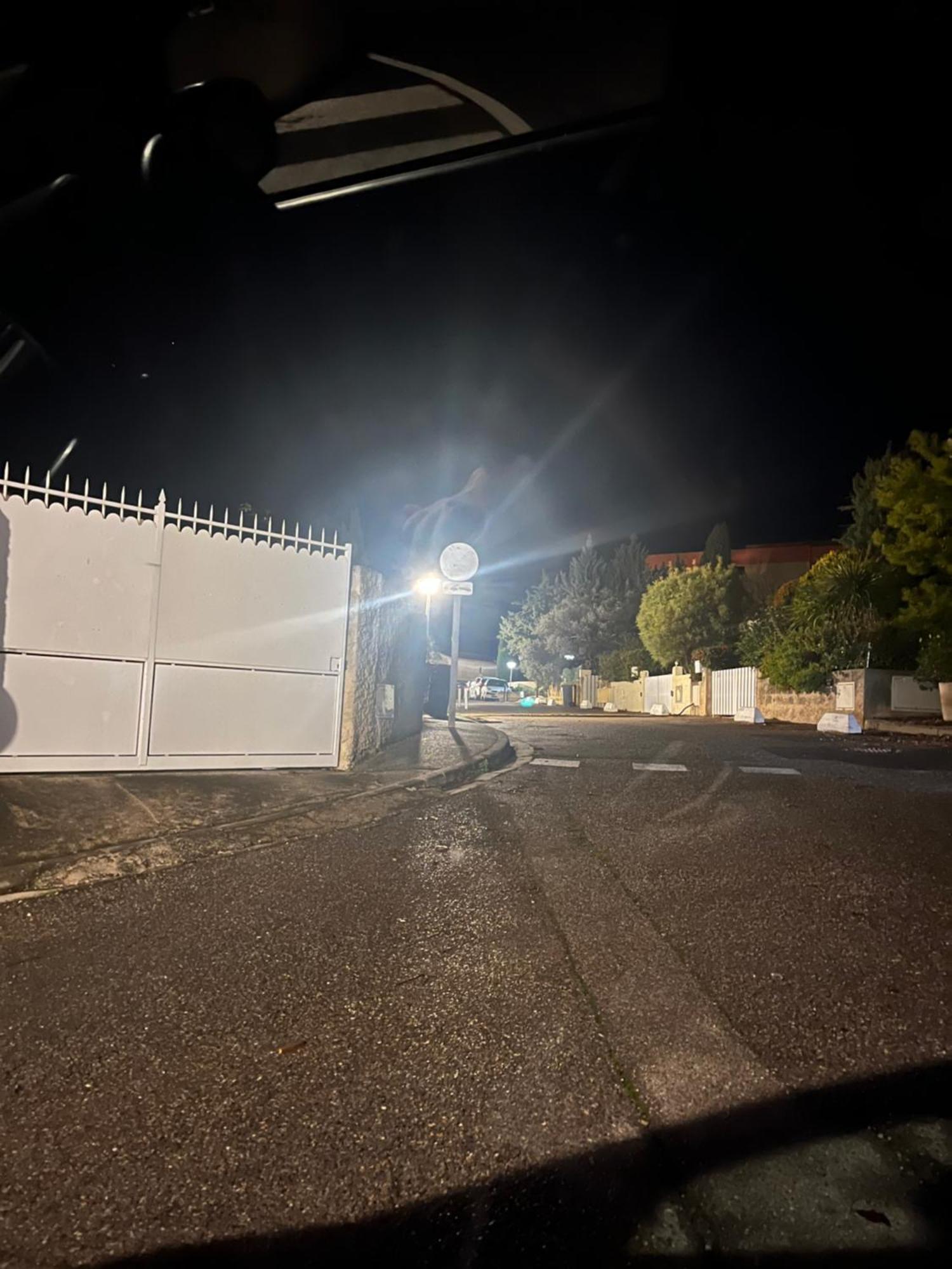 Rêves de vie, appartement vue mer, piscine non chauffée et spa privatifs Cassis Extérieur photo